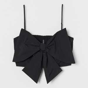 H&M Divided Oversized Bow Crop Top